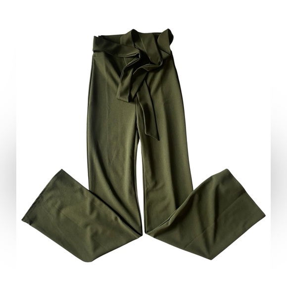 Windsor High-Waist Green Wide-Leg Pants - Picture 14 of 14